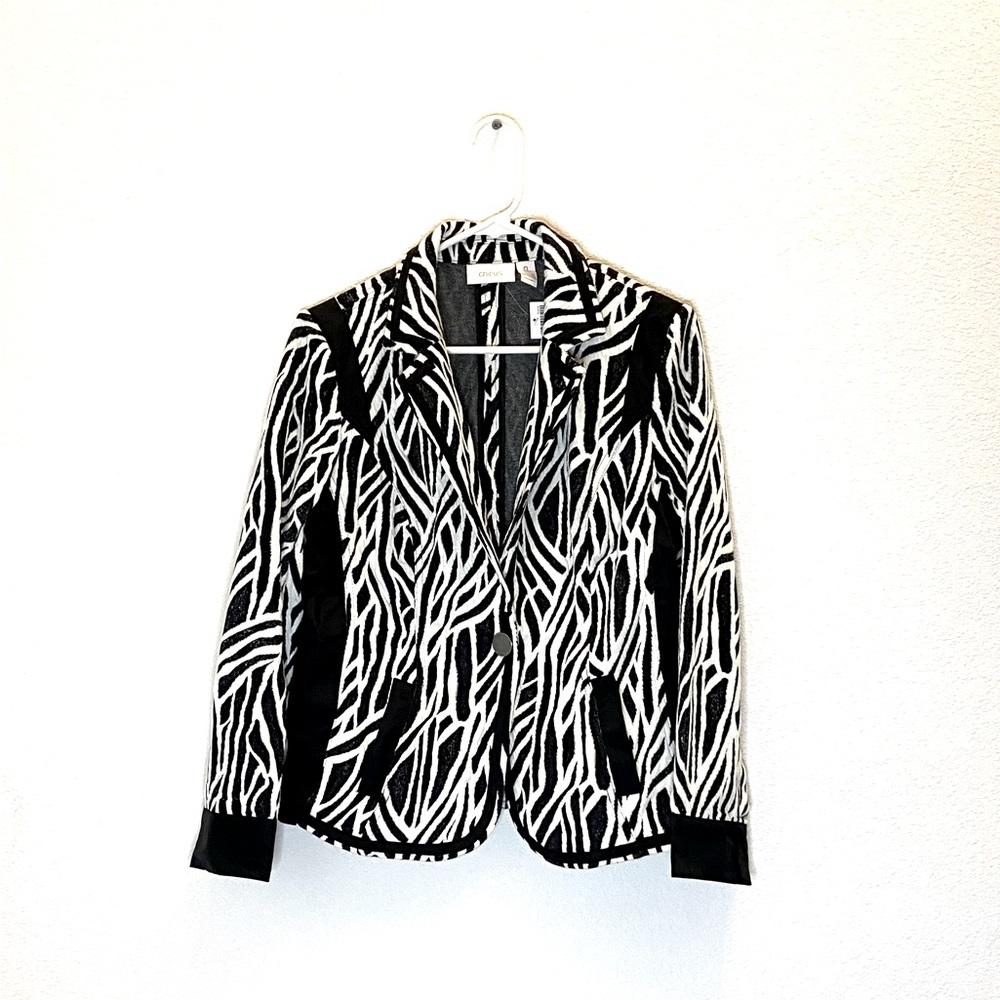 Chico’s Blazer size 0
